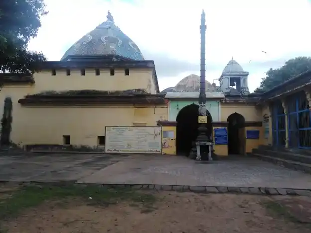 Arulmigu Margasagayaswamy Temple, Moovalur, Mayiladuthurai - 609806 அருள்மிகு மார்க்கசகாயசுவாமி திருக்கோயில், மூவலூர், Mayiladuthurai - 609806, Mayiladuthurai - Ancient Temple Architecture and History Image 4