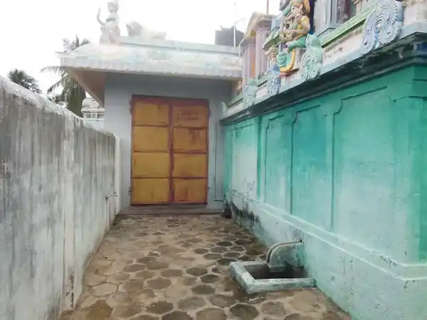 Arulmigu Mari Amman Temple, Manjakkollai - 611106 Arulmigu Mari Amman Temple, Manjakkollai - 611106, Nagapattinam - Ancient Temple Architecture and History Image 4