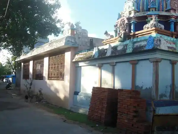 Arulmigu Mari Amman Temple, Puthur - 609108 Arulmigu Mari Amman Temple, Puthur - 609108, Nagapattinam - Ancient Temple Architecture and History Image 4