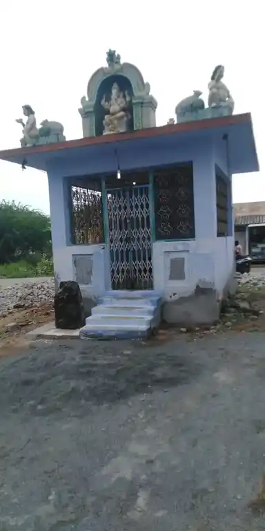 Arulmigu Mariamman And Vinayagar Temple, O. Sowthapuram - 637505 அருள்மிகு மாரியம்மன் விநாயகர் திருக்கோயில், ஓ. சௌதாபுரம் - 637505, Namakkal - Ancient Temple Architecture and History Image 2