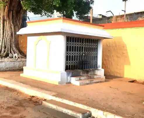 Arulmigu Mariamman Angalamman Temple, Pollachi - 642001 அருள்மிகு மாரியம்மன், அங்காளம்மன் திருக்கோயில், பொள்ளாச்சி - 642001, Coimbatore - Ancient Temple Architecture and History Image 4