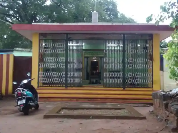 Arulmigu Mariamman Bagavathiamman Temple, Keelakottai - 624301 அருள்மிகு மாரியம்மன் பகவதியம்மன் கோயில், கீழக்கோட்டை - 624301, Dindigul - Ancient Temple Architecture and History Image 3