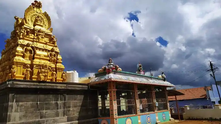 Arulmigu Mariamman Etc Temple, Kakkaveri - 637408 அருள்மிகு மாரியம்மன் விநாயகர் செல்லாண்டியம்மன் திருக்கோயில், Kakkaveri - 637408, Namakkal - Ancient Temple Architecture and History Image 3