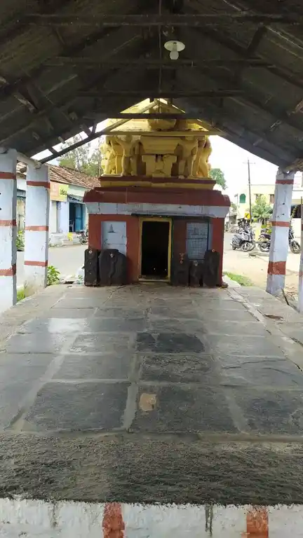 Arulmigu Mariamman Etc Temple, Kakkaveri - 637408 அருள்மிகு மாரியம்மன் விநாயகர் செல்லாண்டியம்மன் திருக்கோயில், Kakkaveri - 637408, Namakkal - Ancient Temple Architecture and History Image 7