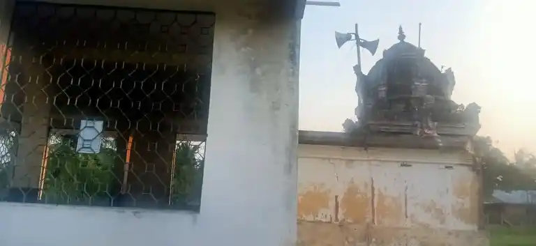 Arulmigu Mariamman, Kaliamman Pedariamman Temple, Siramelkudi - 614903 அருள்மிகு மாரியம்மன்,பிடாரியம்மன், காளியம்மன் வகையறா திருக்கோயில், Siramelkudi - 614903, Thanjavur - Ancient Temple Architecture and History Image 5