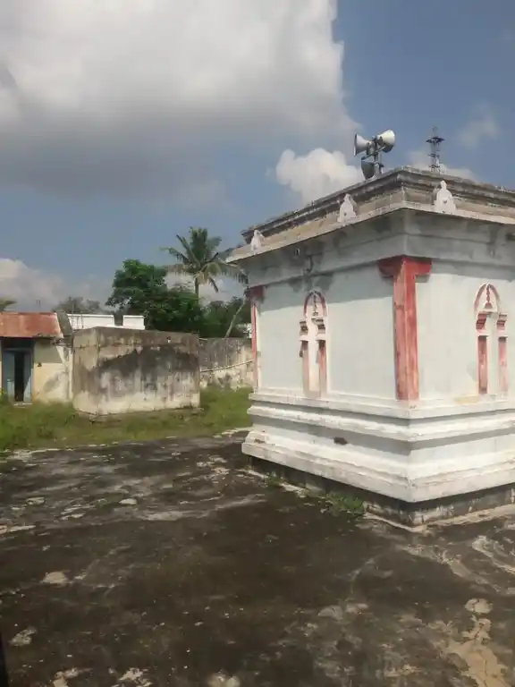 Arulmigu Mariamman Kuthandavar Pillaiyar Piddari Temple, Keekalur - 604601 அருள்மிகு மாரியம்மன், கூத்தாண்டவர், பிள்ளையார், பிடாரி, வகையறா திருக்கோயில், Keekalur - 604601, Tiruvannamalai - Ancient Temple Architecture and History Image 6