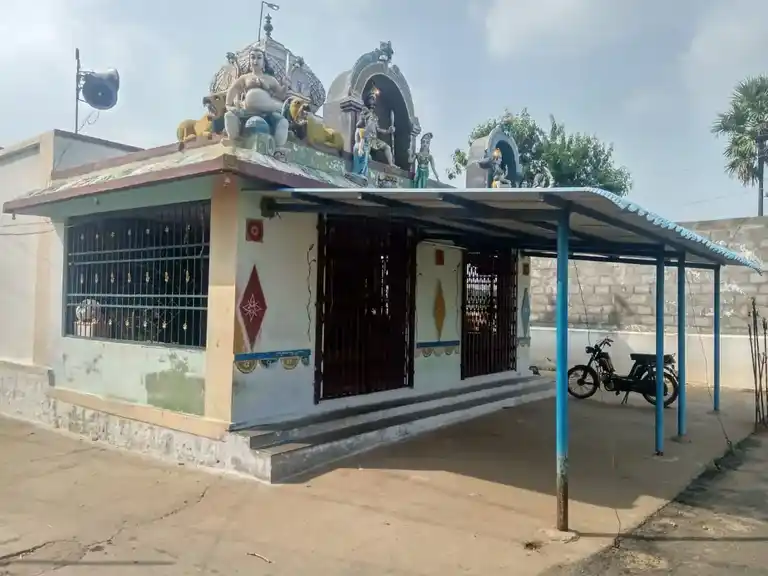 Arulmigu Mariamman Maduraiveeran Temple, Singalandapuram - 637412 அருள்மிகு மாரியம்மன், மதுரைவீரன் திருக்கோயில், Singalandapuram - 637412, Namakkal - Ancient Temple Architecture and History Image 7