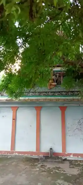 Arulmigu Mariamman Maduraveerasamy Temple, Kottappalayam, Kottappalayam - 621003 அருள்மிகு மாரியம்மன் மதுரைவீரசுவாமி திருக்கோயில், Kottappalayam, Kottappalayam - 621003, Thiruchirappalli - Ancient Temple Architecture and History Image 4