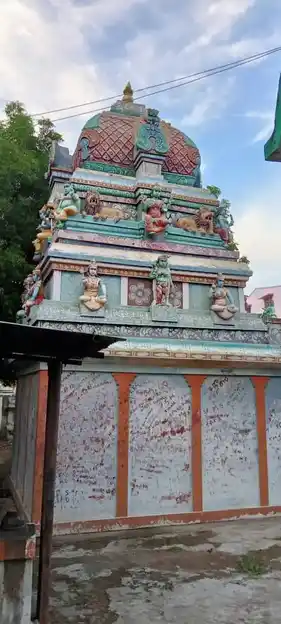 Arulmigu Mariamman Maduraveerasamy Temple, Kottappalayam, Kottappalayam - 621003 அருள்மிகு மாரியம்மன் மதுரைவீரசுவாமி திருக்கோயில், Kottappalayam, Kottappalayam - 621003, Thiruchirappalli - Ancient Temple Architecture and History Image 7