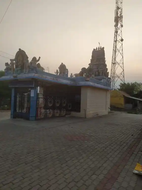 Arulmigu Mariamman Maduraveeraswamy Temple, Manparai - 621010