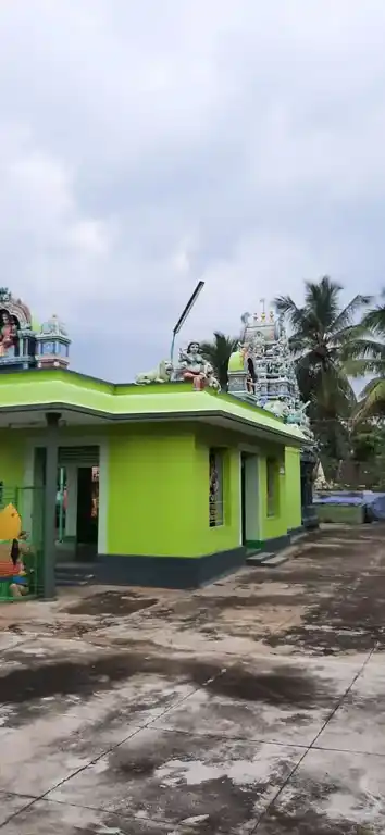 Arulmigu Mariamman Mahaliamman Temple, Angalakurichi - 642007 அருள்மிகு மாரியம்மன் மாகாளியம்மன் திருக்கோயில், ஆங்களக்குறிச்சி - 642007, Coimbatore - Ancient Temple Architecture and History Image 3