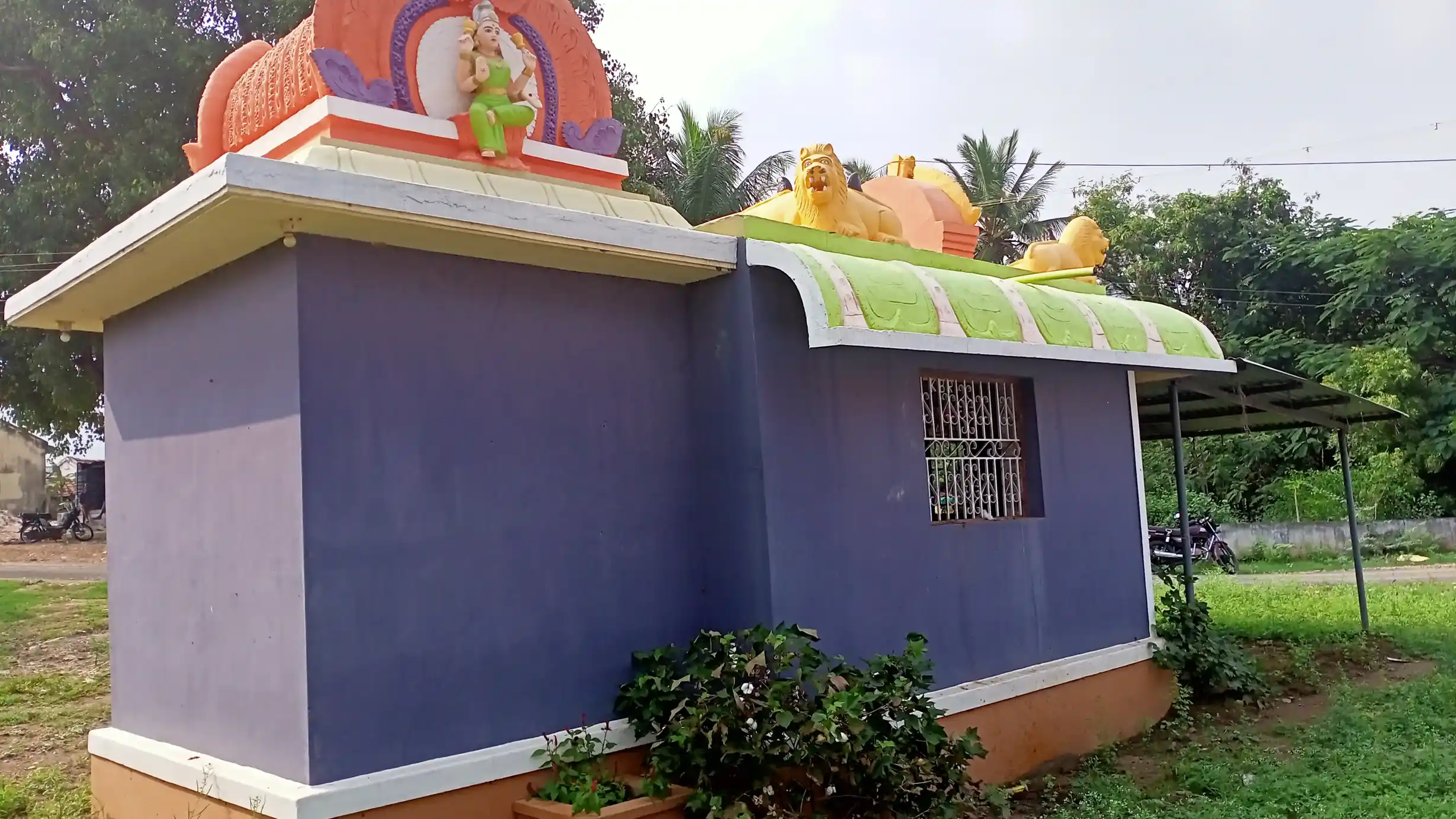 Arulmigu Mariamman, Mahaliamman Temple, Kandiyoor, Kemmarampalayam - 641104