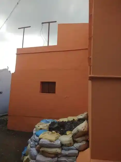 Arulmigu Mariamman Mahaliamman Temple, Varathrajapuram - 641004 அருள்மிகு மாரியம்மன் மாகாளியம்மன் திருக்கோயில், Varathrajapuram - 641004, Coimbatore - Ancient Temple Architecture and History Image 3