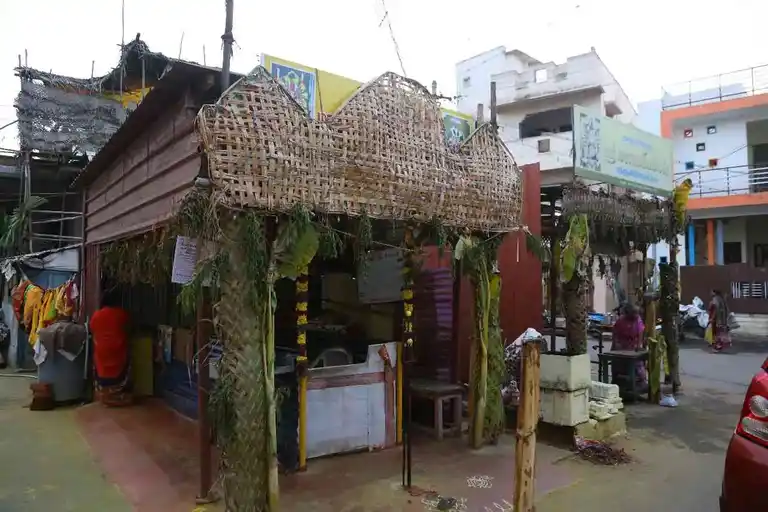 Arulmigu Mariamman , Makaliamman, Vandi Muniappan Temple, Ramanathapuram, Coimbatore - 641045
