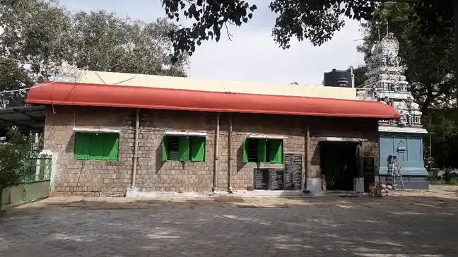 Arulmigu Mariamman Mundhivinayagar Temple, Puliyakulam, Coimbatore - 641045 அருள்மிகு மாரியம்மன், முந்தி விநாயகர் திருக்கோயில், Puliyakulam, Coimbatore - 641045, Coimbatore - Ancient Temple Architecture and History Image 4