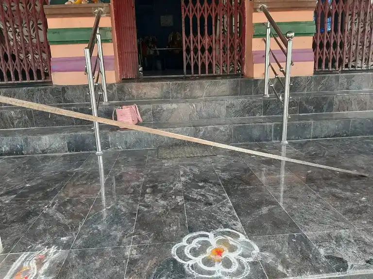 Arulmigu Mariamman, Muniappan And Kandaswamy Temple, Kalleripatty - 636117 அருள்மிகு மாரியம்மன், முனியப்பன் மற்றும் கந்தசாமி திருக்கோயில், Kalleripatty - 636117, Salem - Ancient Temple Architecture and History Image 7