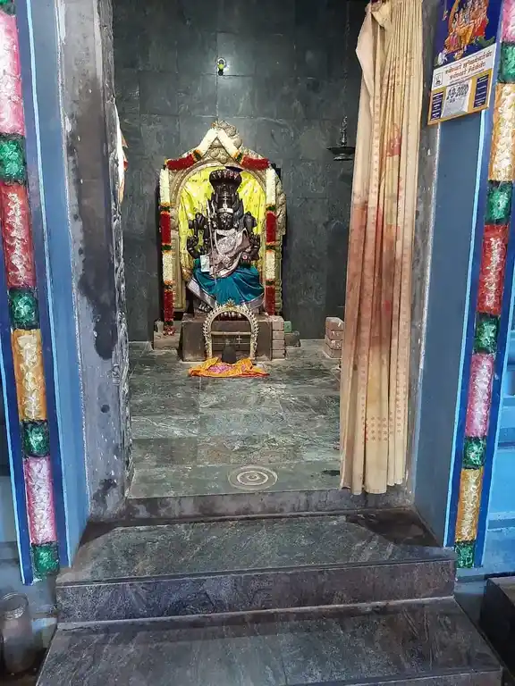 Arulmigu Mariamman, Muniappan And Kandaswamy Temple, Kalleripatty - 636117 அருள்மிகு மாரியம்மன், முனியப்பன் மற்றும் கந்தசாமி திருக்கோயில், Kalleripatty - 636117, Salem - Ancient Temple Architecture and History Image 8
