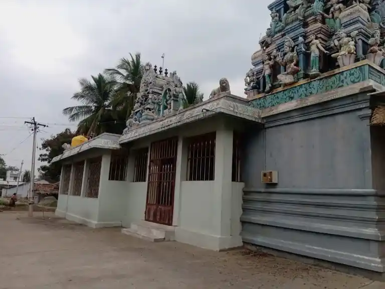 Arulmigu Mariamman, Muniappan Temple, Thoppappatti - 637406 அருள்மிகு மாரியம்மன், முனியப்பன் திருக்கோயில், Thoppappatti - 637406, Namakkal - Ancient Temple Architecture and History Image 6
