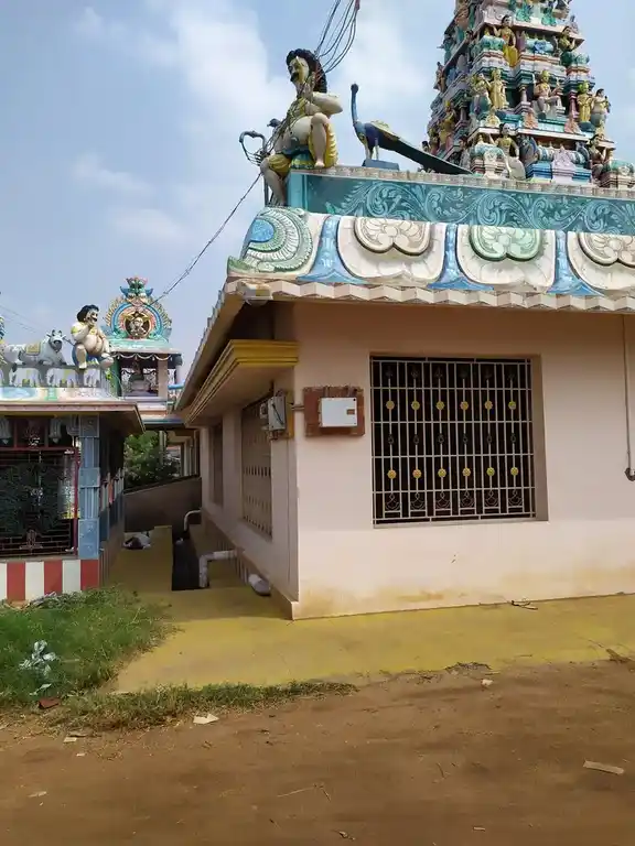 Arulmigu Mariamman Muthukumarasamy Temple, Sattaiyamputhur, Seetharampalayam - 637209 அருள்மிகு மாரியம்மன் முத்துக்குமாரசுவாமி திருக்கோயில், Sattaiyamputhur, Seetharampalayam - 637209, Namakkal - Ancient Temple Architecture and History Image 5