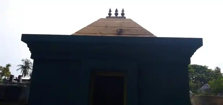 Arulmigu Mariamman & Pidariamman Temple, Anniyoor - 609501