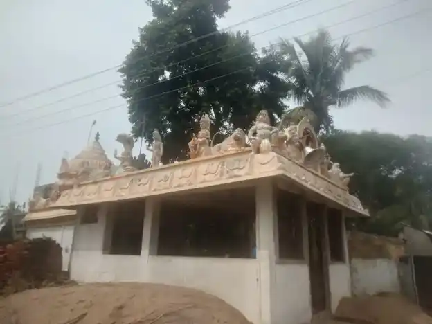 Arulmigu Mariamman Pillaiyar Temple, Ananthakudi - 608302 அருள்மிகு மாரியம்மன் பிள்ளளையார் திருக்கோயில், Ananthakudi - 608302, Cuddalore - Ancient Temple Architecture and History Image 2