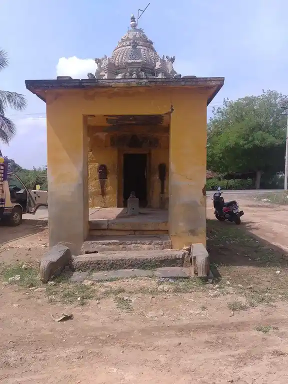 Arulmigu Mariamman Pillaiyar Temple, Bodinaickenpatty - 637405 அருள்மிகு மாரியம்மன், பிள்ளையார் திருக்கோயில், Bodinaickenpatty - 637405, Namakkal - Ancient Temple Architecture and History Image 3