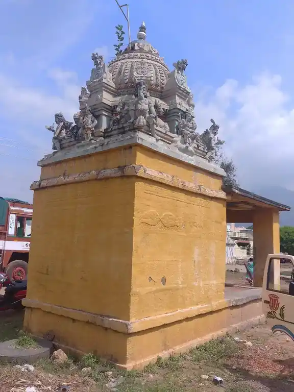 Arulmigu Mariamman Pillaiyar Temple, Bodinaickenpatty - 637405 அருள்மிகு மாரியம்மன், பிள்ளையார் திருக்கோயில், Bodinaickenpatty - 637405, Namakkal - Ancient Temple Architecture and History Image 4