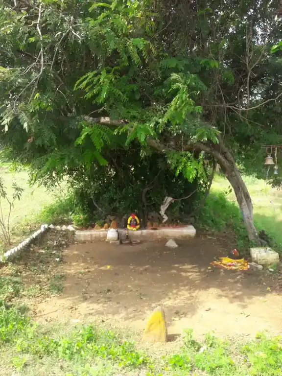 Arulmigu Mariamman Pillaiyar Temple, Vatraputhur - 604601 அருள்மிகு மாரியம்மன் , பிள்ளையார், திருக்கோயில், Vatraputhur - 604601, Tiruvannamalai - Ancient Temple Architecture and History Image 3