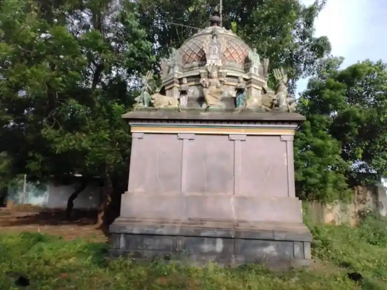 Arulmigu Mariamman, Pillayar, Iyyanar Temple, Sathippattu - 607106 அருள்மிகு மாரியம்மன், பிள்ளையார் திருக்கோயில், Sathippattu - 607106, Cuddalore - Ancient Temple Architecture and History Image 2