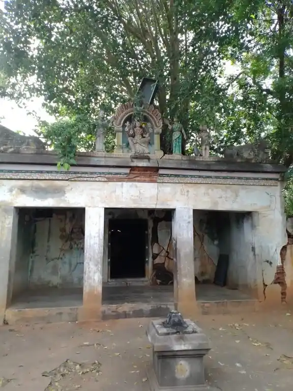 Arulmigu Mariamman, Pillayar, Iyyanar Temple, Sathippattu - 607106 அருள்மிகு மாரியம்மன், பிள்ளையார் திருக்கோயில், Sathippattu - 607106, Cuddalore - Ancient Temple Architecture and History Image 5