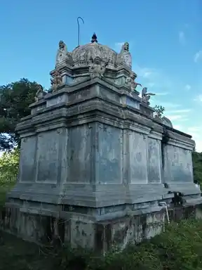 Arulmigu Mariamman Poonniamman And Ayyanar Temple, Manakkarai - 610204 மாரியம்மன் பொன்னியம்மன் மற்றம் அய்யனார் திருக்கோயில், Manakkarai - 610204, Thiruvarur - Ancient Temple Architecture and History Image 4