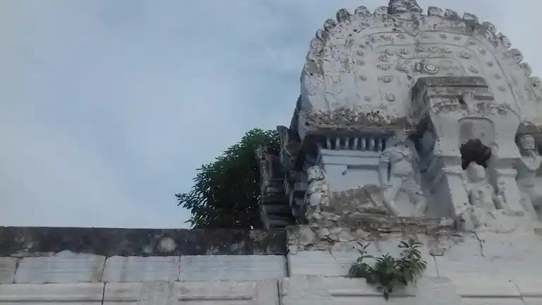 Arulmigu Mariamman Sellandiamman Temple, Ariyur - 637015 அருள்மிகு மாரியம்மன் செல்லாண்டியம்மன் திருக்கோயில், Ariyur - 637015, Namakkal - Ancient Temple Architecture and History Image 3