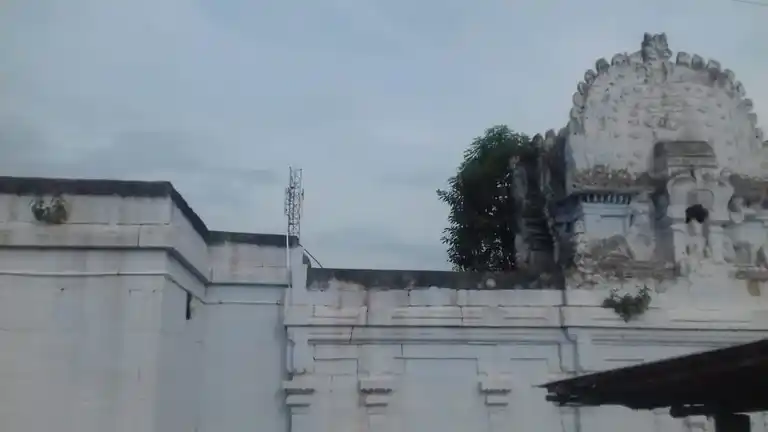 Arulmigu Mariamman Sellandiamman Temple, Ariyur - 637015 அருள்மிகு மாரியம்மன் செல்லாண்டியம்மன் திருக்கோயில், Ariyur - 637015, Namakkal - Ancient Temple Architecture and History Image 7