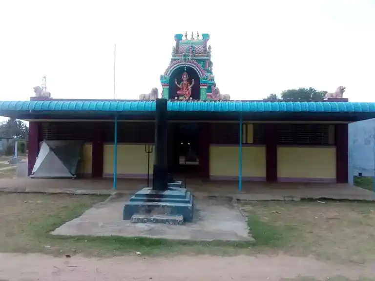 Arulmigu Mariamman Sellandiamman Temple, Udukkampalayam - 642207 அருள்மிகு மாரியம்மன், செல்லாண்டியம்மன் திருக்கோயில், Udukkampalayam - 642207, Tiruppur - Ancient Temple Architecture and History Image 3