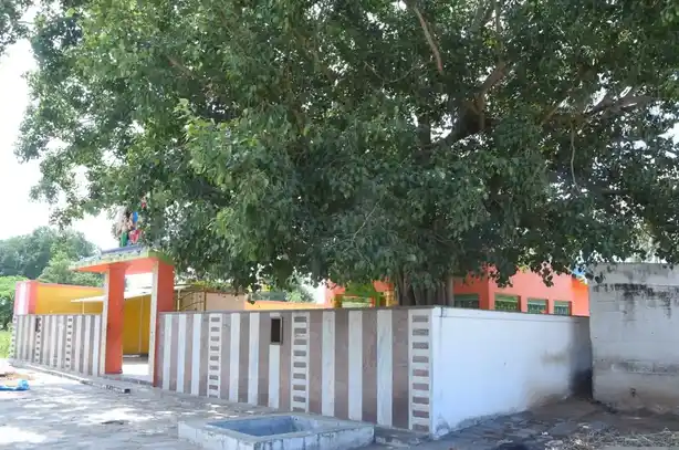 Arulmigu Mariamman Selliamman Pattalamman Temple, Kadagattur - 636809 அருள்மிகு மாரியம்மன்,செல்லியம்மன், பட்டாளம்மன், திருக்கோயில், Kadagattur - 636809, Dharmapuri - Ancient Temple Architecture and History Image 3