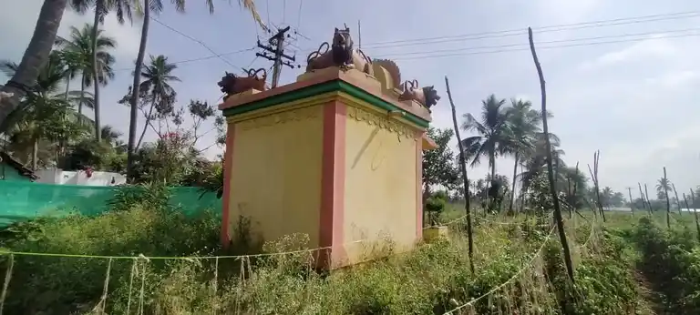 Arulmigu Mariamman Temple, Ajjanahalli - 636810 Arulmigu Mariamman Temple, Ajjanahalli - 636810, Dharmapuri - Ancient Temple Architecture and History Image 3