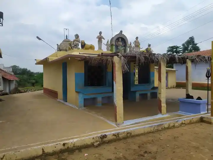 Arulmigu Mariamman Temple, Athurampalayam, Karveppampatti - 637304 அருள்மிகு மாரியம்மன் திருக்கோயில், Athurampalayam, Karveppampatti - 637304, Namakkal - Ancient Temple Architecture and History Image 2