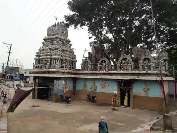 Arulmigu Mariamman Temple, Avadanapatti - 635002 அருள்மிகு மாரியம்மன் திருக்கோயில், அவதானப்பட்டி - 635002, Krishnagiri - Ancient Temple Architecture and History Image 2