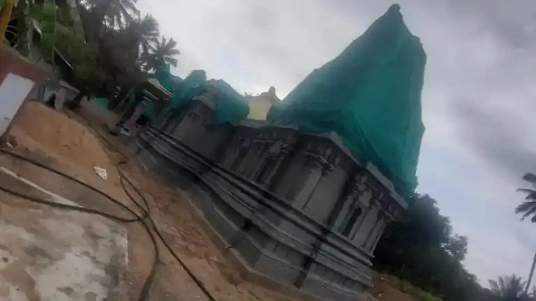 Arulmigu Mariamman Temple, Chandrapuram - 642120 அருள்மிகு மாரியம்மன் திருக்கோயில், Chandrapuram - 642120, Coimbatore - Ancient Temple Architecture and History Image 2