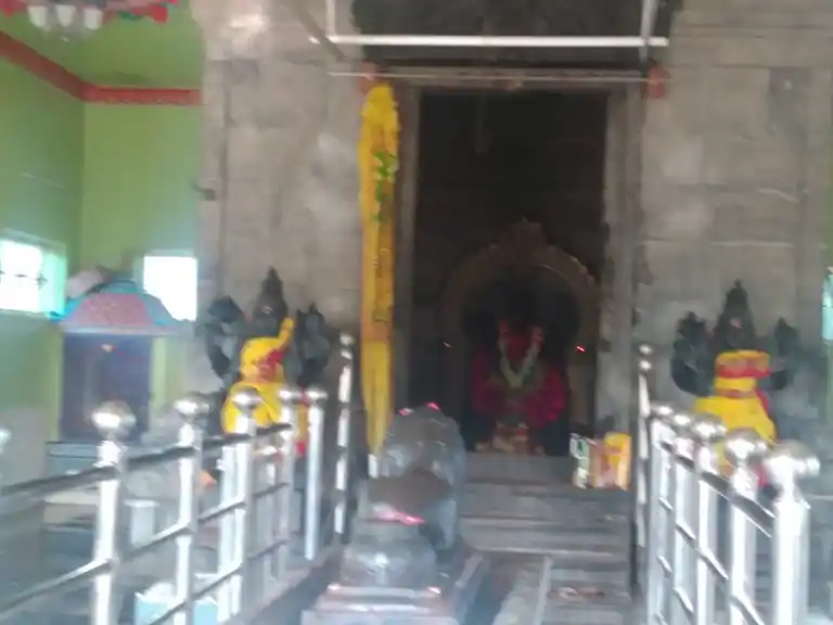 Arulmigu Mariamman Temple, Chandrasekarapuram Agraharam - 637401 அருள்மிகு மாரியம்மன் திருக்கோயில், Chandrasekarapuram Agraharam - 637401, Namakkal - Ancient Temple Architecture and History Image 4