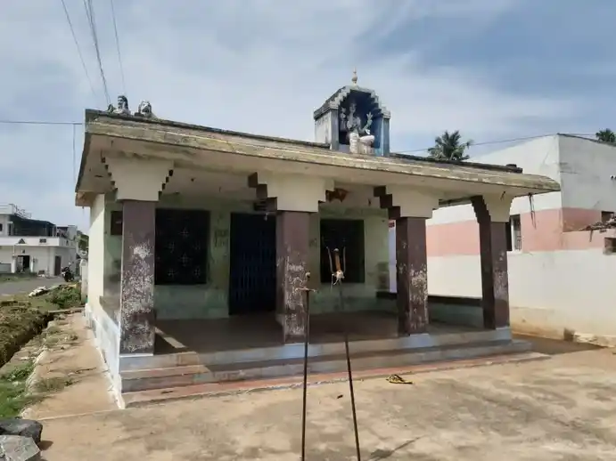 Arulmigu Mariamman Temple, Chinnapperichipalayam - 638301 அருள்மிகு மாரியம்மன், மதுரைவீரன் திருக்கோயில், வரதநல்லூர், வரதநல்லூர் - 638301, Erode - Ancient Temple Architecture and History Image 7