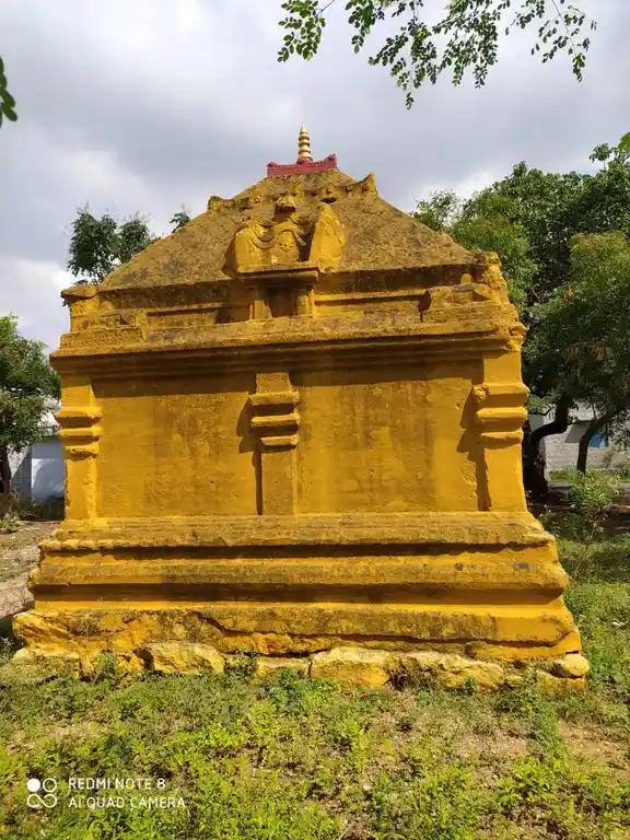 Arulmigu Mariamman Temple, Chinnaripalayam, Palankarai - 641654 அருள்மிகு மாரியம்மன் திருக்கோயில், Chinnaripalayam, Palankarai - 641654, Tiruppur - Ancient Temple Architecture and History Image 4