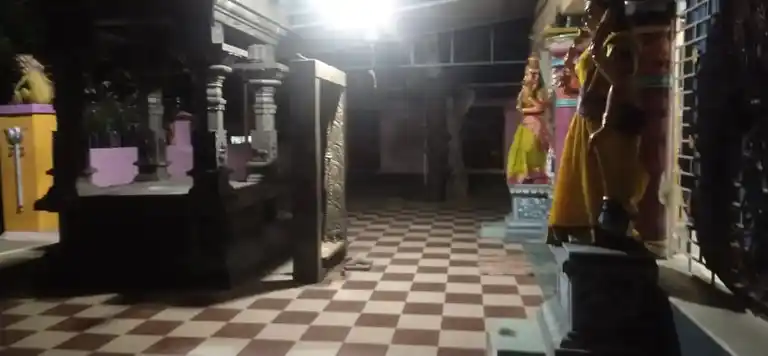 Arulmigu Mariamman Temple, Chinnavadamalaipalayam - 638312 Temple