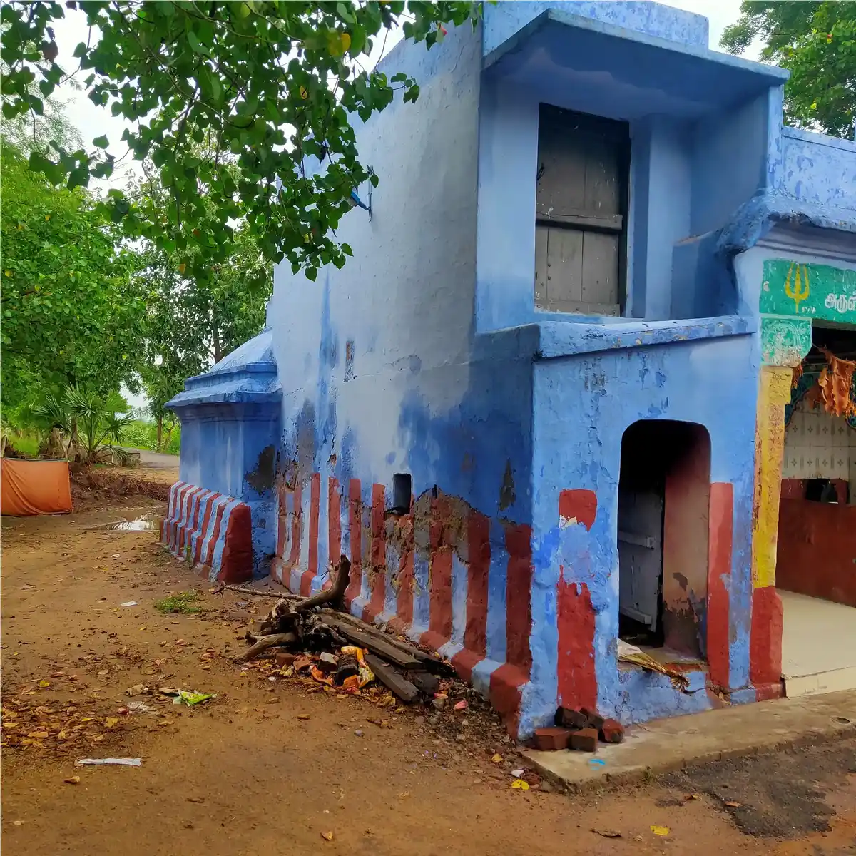 Arulmigu Mariamman Temple, Karisoolnthamangalam - 627453 அருள்மிகு மாரியம்மன் திருக்கோயில், கரிசூழ்ந்தமங்களம் - 627453, Tirunelveli - Ancient Temple Architecture and History Image 2