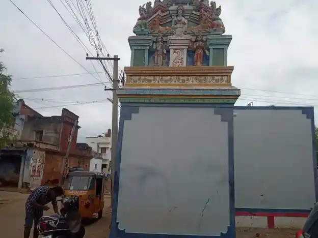 Arulmigu Mariamman Temple, Karukkattanpatti - 625532 அருள்மிகு மாரியம்மன் திருக்கோயில், Karukkattanpatti - 625532, Madurai - Ancient Temple Architecture and History Image 2