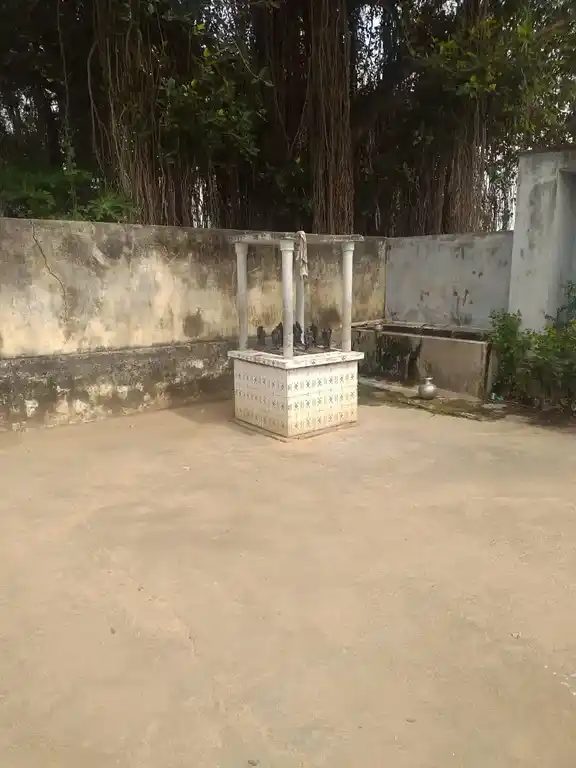 Arulmigu Mariamman Temple, Karunakarampattu - 632301 அருள்மிகு மாரியம்மன் திருக்கோயில், Karunakarampattu - 632301, Tiruvannamalai - Ancient Temple Architecture and History Image 4