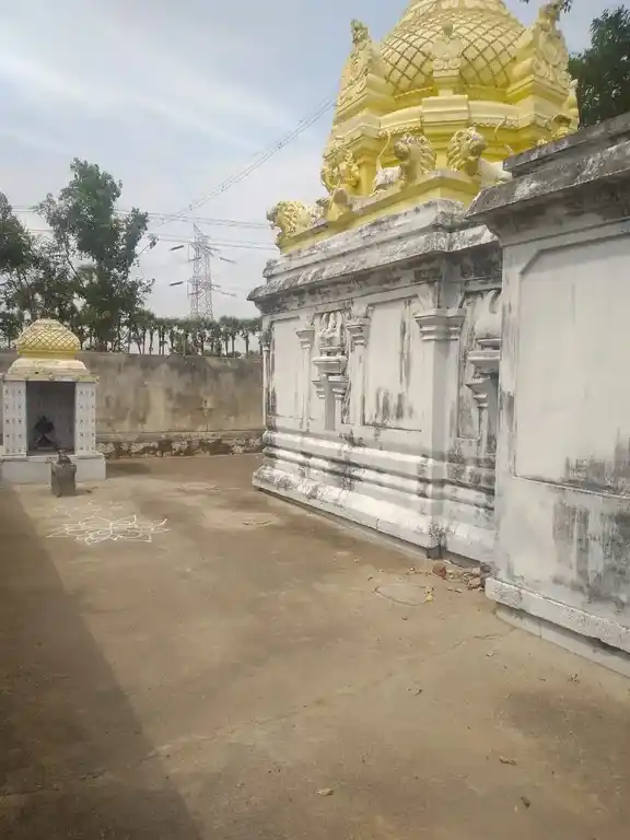 Arulmigu Mariamman Temple, Karunakarampattu - 632301 அருள்மிகு மாரியம்மன் திருக்கோயில், Karunakarampattu - 632301, Tiruvannamalai - Ancient Temple Architecture and History Image 6