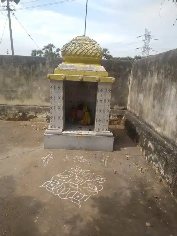 Arulmigu Mariamman Temple, Karunakarampattu - 632301 அருள்மிகு மாரியம்மன் திருக்கோயில், Karunakarampattu - 632301, Tiruvannamalai - Ancient Temple Architecture and History Image 9