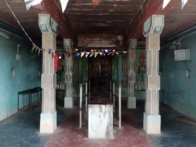 Arulmigu Mariamman Temple, Karuvakuruichi - 614018 அருள்மிகு மாரியம்மன் திருக்கோயில், Karuvakuruichi - 614018, Thiruvarur - Ancient Temple Architecture and History Image 2