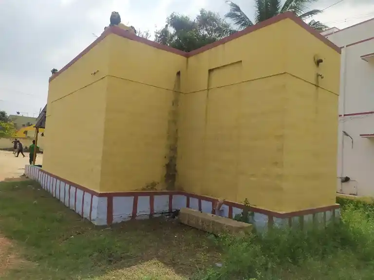 Arulmigu Mariamman Temple, Karveppampatti - 637304 அருள்மிகு மாரியம்மன் திருக்கோயில், Karveppampatti - 637304, Namakkal - Ancient Temple Architecture and History Image 10